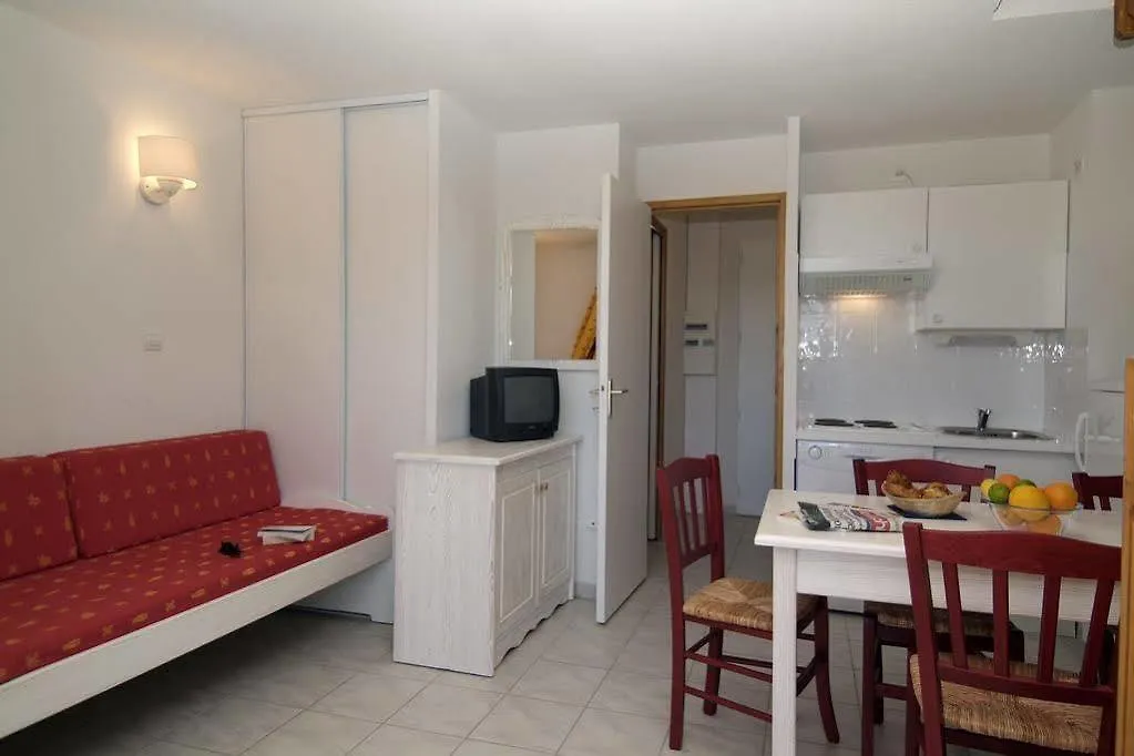 *** Aldeamento Turístico Residence Odalys Les Hauts De Salavas França